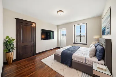 39 Richardson Ave #19