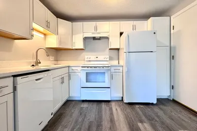 128 North St #10