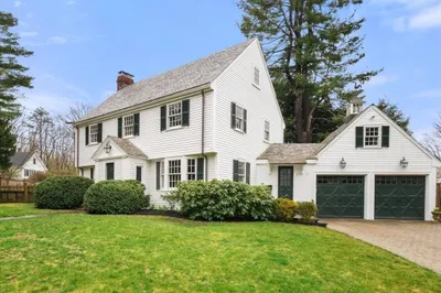 21 Alden Rd