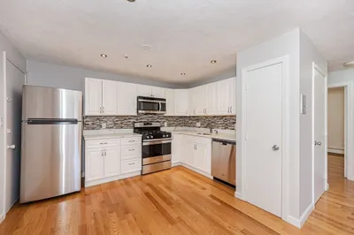 5 Kenmar Dr #10