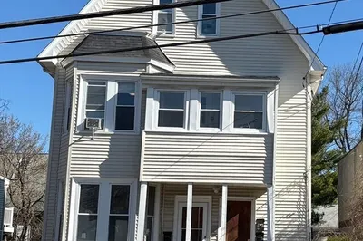 73 Nichols Avenue #2