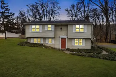129 Somers Rd