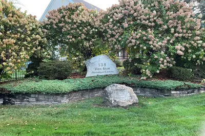 138 Main St #3 1