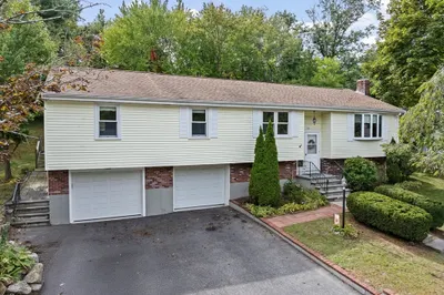 71 Robbie Road