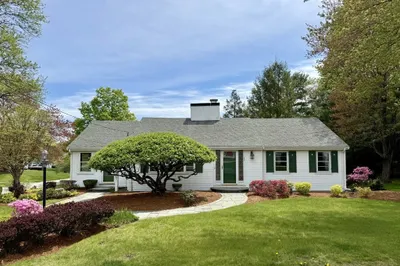 33 York Way 1