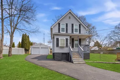 128 Cleveland St 1