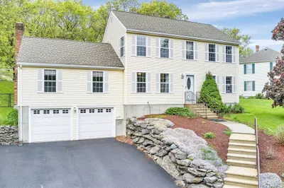 39 Saddlebred Drive 1