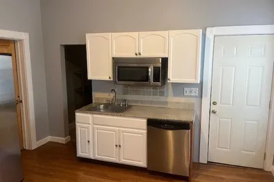 52 Harvest St #1