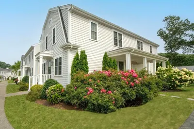 138 Elm Street #12 1