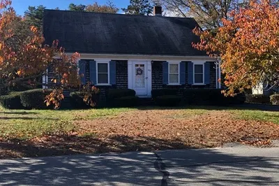 45 Acushnet Road