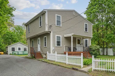 138 Lakehurst Ave 1