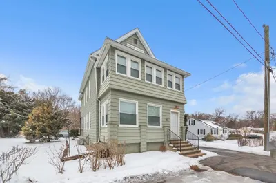 142 Franklin St