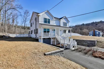 3 Farm Ln #B 1