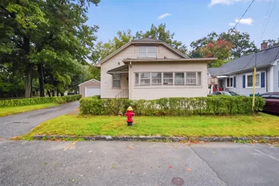 96 Stewart St 1