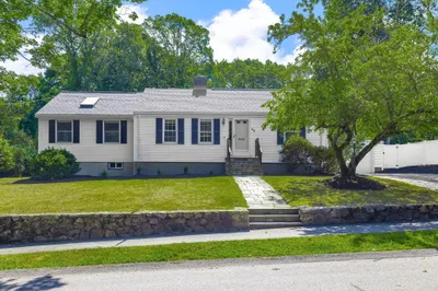 48 Taylor St 1