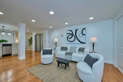 929 East Broadway #2