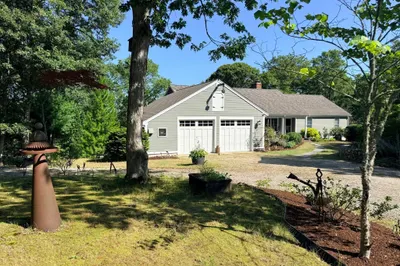 155 Damon Rd 1