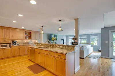 299 Pearl St 1