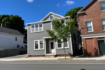 265 Merrimac St 1