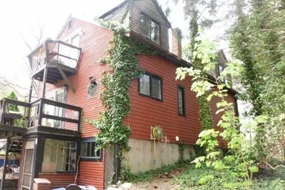 25 Meetinghouse Rd