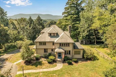 65 Woodbridge Terrace 1