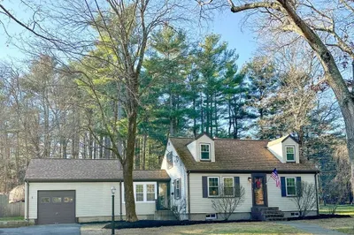93 Moosehill Road