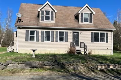 106 Shaw Rd