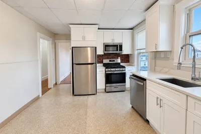 50 Lambert Street #3 1