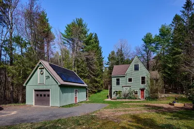 315 Montague Rd 1