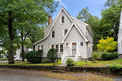 57 Grandview Rd 1