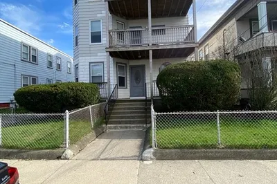 19 Coral Ave #1