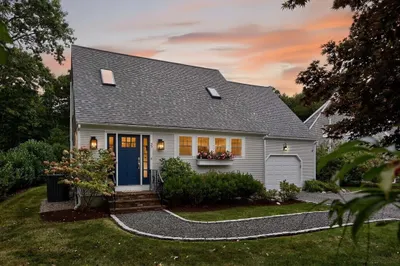 37 Seashell Ln 1