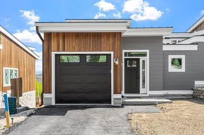 65 Broadview Drive #2