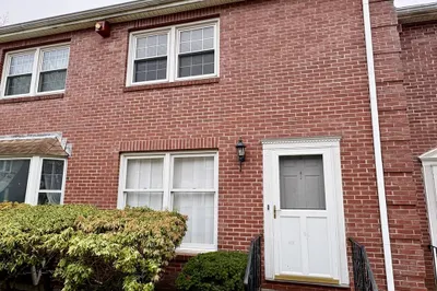 224 Park Street #B2 1