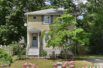 105 Grove Ave 1