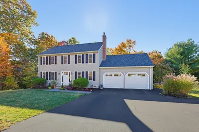 2 Wisteria Dr 1