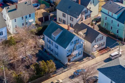 36 Acushnet Ave