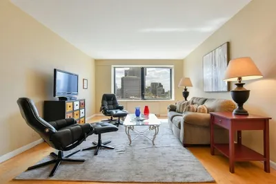 65 E India Row #21A