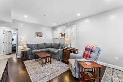 108 Bennington St #2 1
