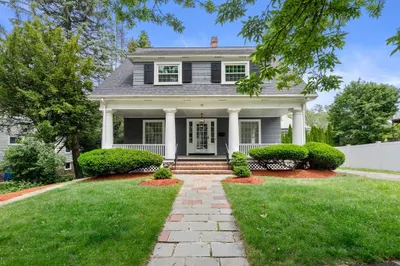 95 Russett Road