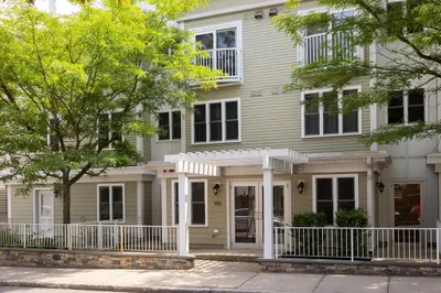 143 Cedar Street #6 1