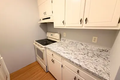 45 Maynard St #15 1