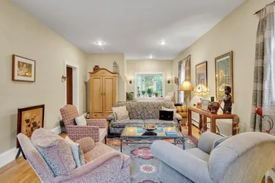 95 Cushing St 1