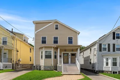 61 Neponset Ave 1