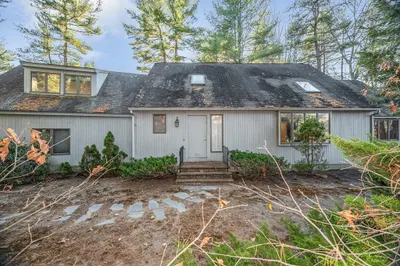 47 Woodcock Ln 1