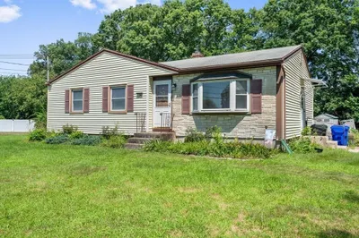 14 Sunbrier Road