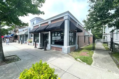 328 Main St