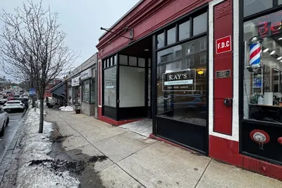28-42 Commercial St #28 1
