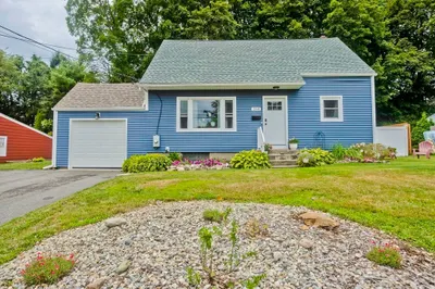 264 Poplar Ave 1