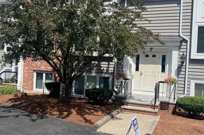 84 Walpole Street #7G 1